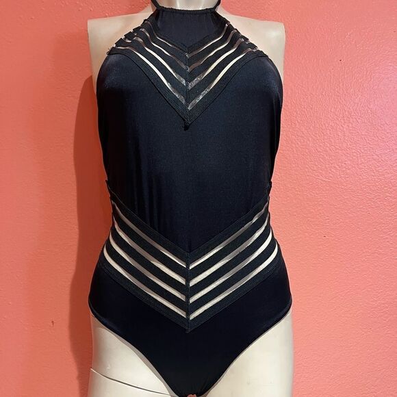 One piece swimsuit!!  - Picture 1 of 5